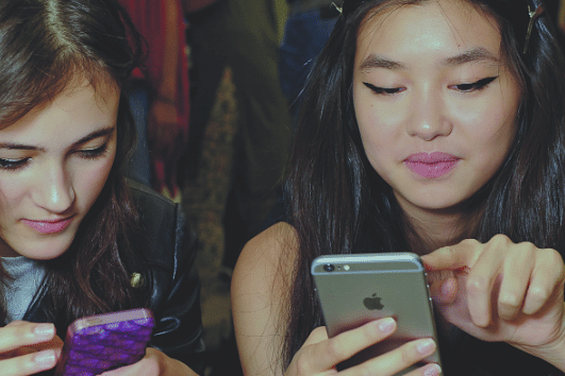 Singaporean Woman Duped on Tinder